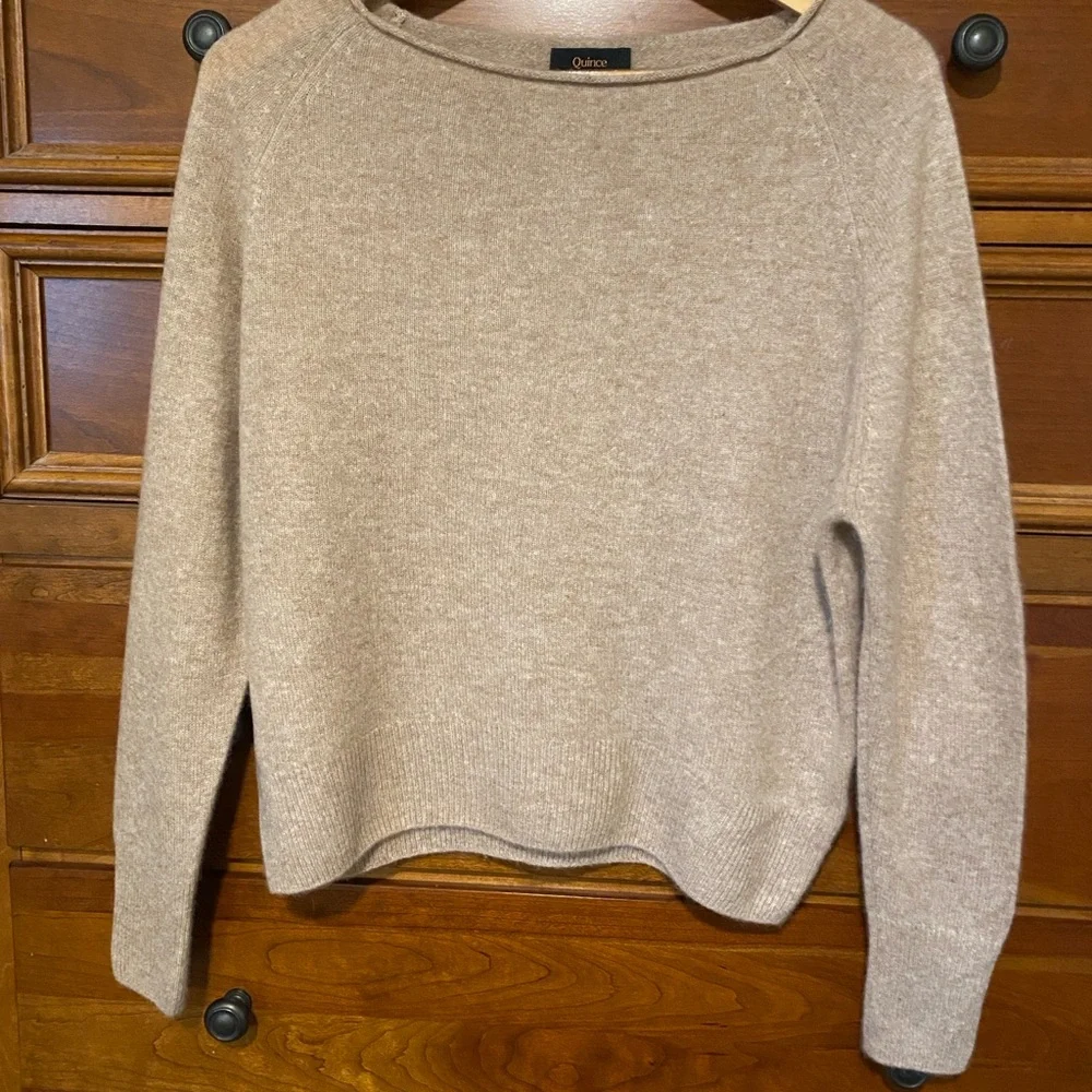 Quince XS Cashmere Sweater - Picture 3 of 5